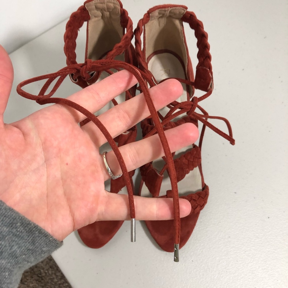 Revolve RAYE Libby Heels Suede Woven Strap Size 7.5 - Picture 9 of 11